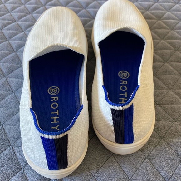 rothys tennis shoes